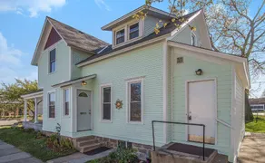 Downtown Cottage - Image 4