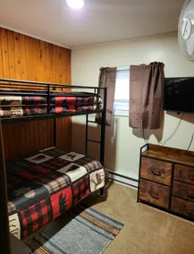 Cozy little cabin in the heart of Curtis - Image 4