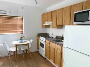 Quite cozy apartment w/ parking and new bed! - Image 3