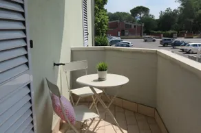 Palazzina Mary 400 meters from the walls, parking spot - Image 5