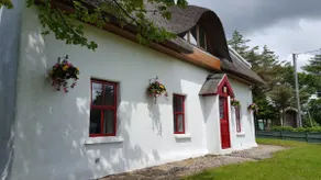 Donegal Thatched Cottage - Image 5