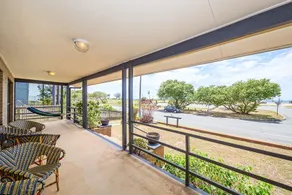 Beachfront at Bribie 2 Puppy Friendly - Image 5