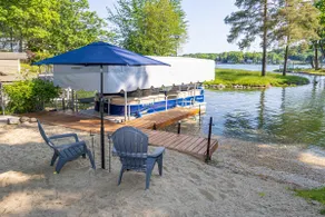 Lotus Lake Retreat | Sleeps 10 | Hot Tub - Image 5