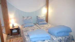 Nice wooden frame cottage, independent, swimming - Image 2