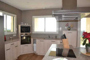 new house with exceptional views - Image 4