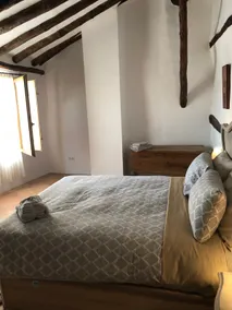 El Portal: Gorgeous Rural House Next to the Castle - Image 2