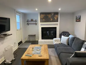 Beautiful Upper Beaches Area Bungalow With Parking - Image 2