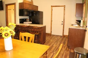 Trailhead Suites- C (Oregon Trail) - Image 2
