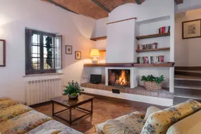 Villa Agriturismo Tenuta la Campana - Image 3