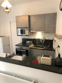 Duplex cottage, one bedroom, town center. - Image 2