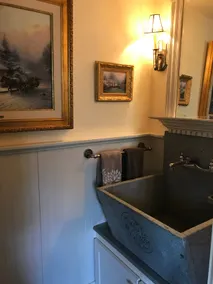 French Flair ”Pied a Terre” Cottage on the Marsh - Image 4
