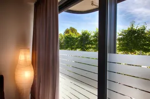 Modern Apartments –City Close & Near Train Station - Image 5
