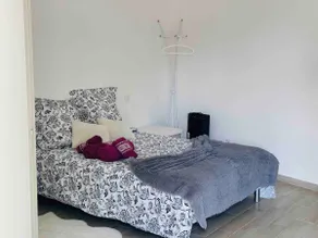 L’Ensouleiado Modern guest room with pool near lac - Image 4