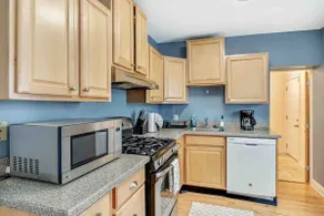 Family Friendly 4B/2B in Fairmount! Sleeps 8 +1 - Image 4