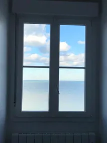 Sea-facing – 95 m2 – 3 bedrooms, sea view – 10 people - Image 3