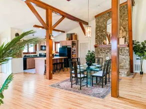 Amazing Mountain Views + Hot Tub near WLU & VMI - Image 2