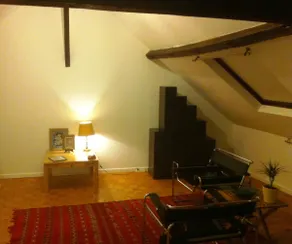 Three rooms in an ancient house - Image 3