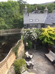 Dolgellau - cosy riverside cottage - Image 4