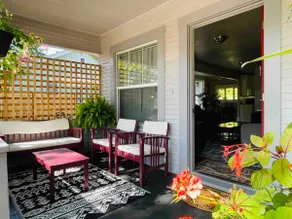 Vibrant Light and Art Filled Classic Bungalow - Image 2