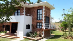 The Mesa de los Santos Cabin - Image 4