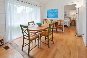 Rex- East Hampton Cottage- 5 stars - Image 5