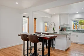 Santa Barbara Beach Home | Spa, Enclosed Big Yard - Image 4
