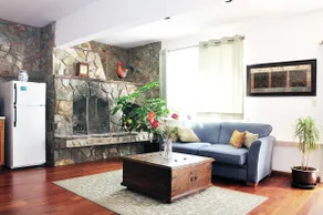 Charming suite in West Portal area - Image 2