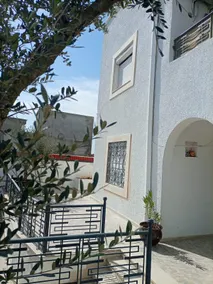 villa south of Tunis with terrace, gardens and Wi-Fi - Image 2