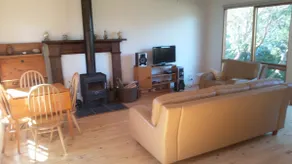 Walk to beach, Big block and Sea views! - Image 3