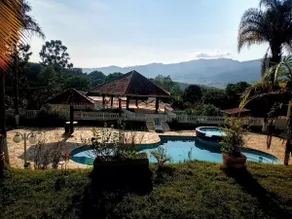 Paradise in Extrema with fireplace and swimming pool - Image 4