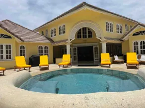 Sun-Kissed 4 Bedroom Villa - Pool, Hot Tub, Oistin Fish Fry & Beach - Image 5