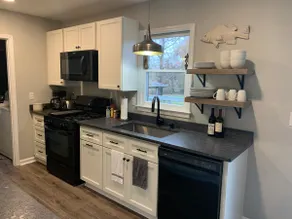 Modern 2 Bdrm Cottage in Historic River Community - Image 5