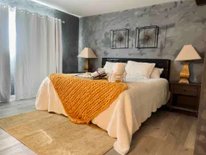 Lovely 3ba2ba House/7Mins to Airport/ Pet Friendly - Image 2