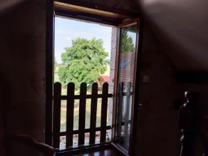 Detached house, countryside. - Image 4