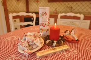 From Giulia... Just like home (010054-LT-0287) - Image 3