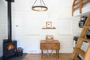 Modern cabin nestled in the Blue Ridge Mountains - Image 2