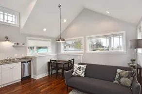 (NEW) Wallingford Cottage with Stunning Views! - Image 5
