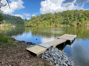 White Bluff Cabin with Hot tub on lake Malone - Image 4