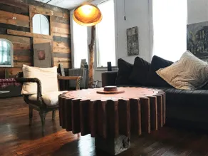 Creative Retreat w/ 14ft Ceilings + River Views - Image 4