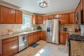 4bd,2ba Home w/ large yard for dogs & cornhole - Image 2
