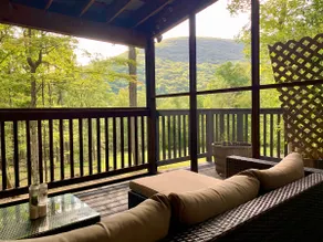 Mountain Home with firepit and breathtaking views - Image 5
