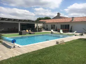The house of happiness with friends and family - Image 4
