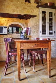 Cosy romantic bordering the forest with fireplace - Image 3