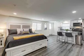 Sunrise Sunset views, spacious family home. - Image 4