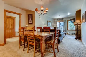 Premier Red Hawk Lodge 2 Br-Walk To Slopes-Kids Ski Free Condo - Image 3