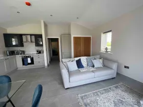 Silver Stag Properties, 3 BR Sandstone Lodge - Image 5