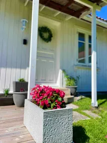Idyllic annex by the lake - Image 3