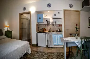 Sicilian Window: Charme, Breakfast & Free Parking - Image 5