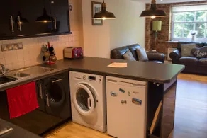 1 bed apartment - Central Bristol - Image 2