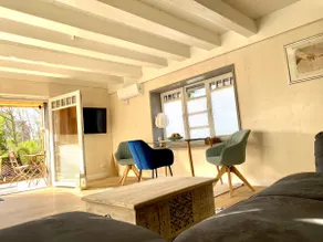 Captain Suite air-conditioned accommodation - Image 5